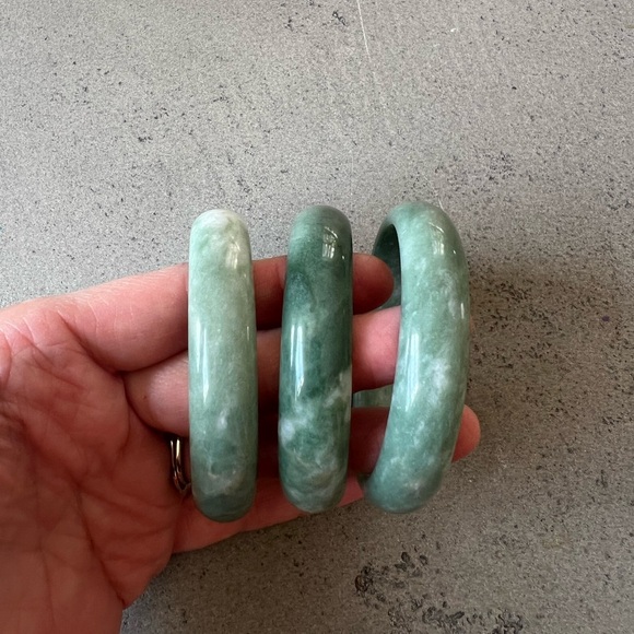 Genuine Jade bangle - Picture 14 of 14